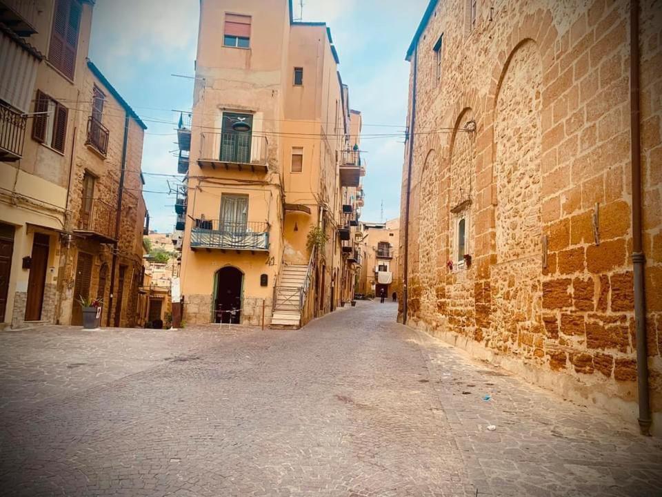 Appartement Il Vecchio Cortile à Agrigente Extérieur photo