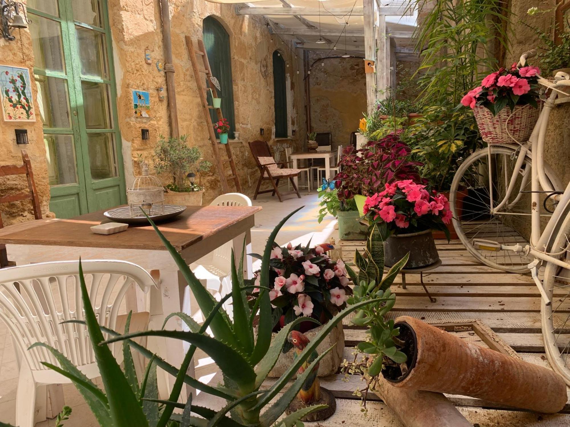 Appartement Il Vecchio Cortile à Agrigente Extérieur photo